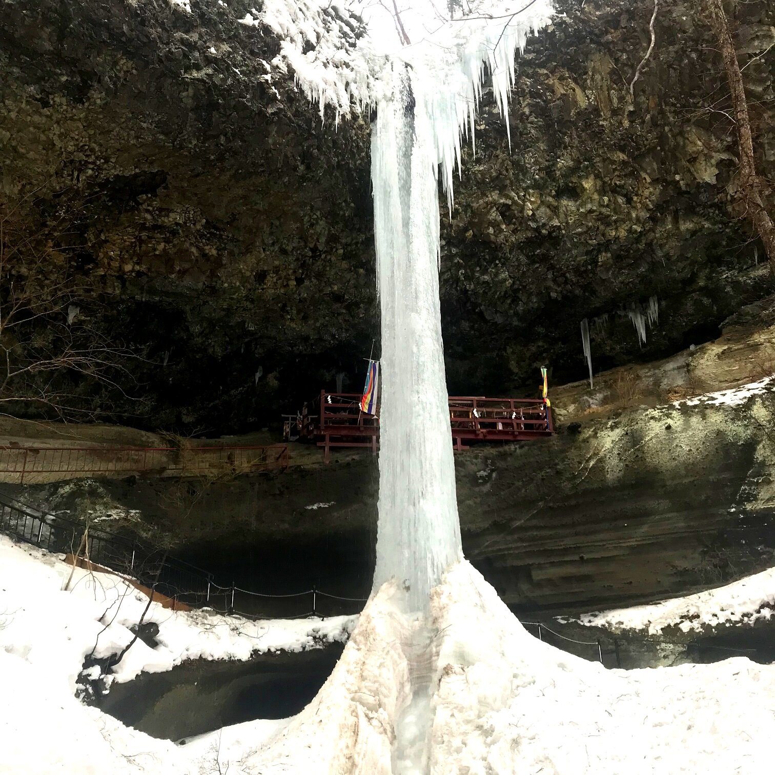 『乳穂ヶ滝・ライトアップ中止について』