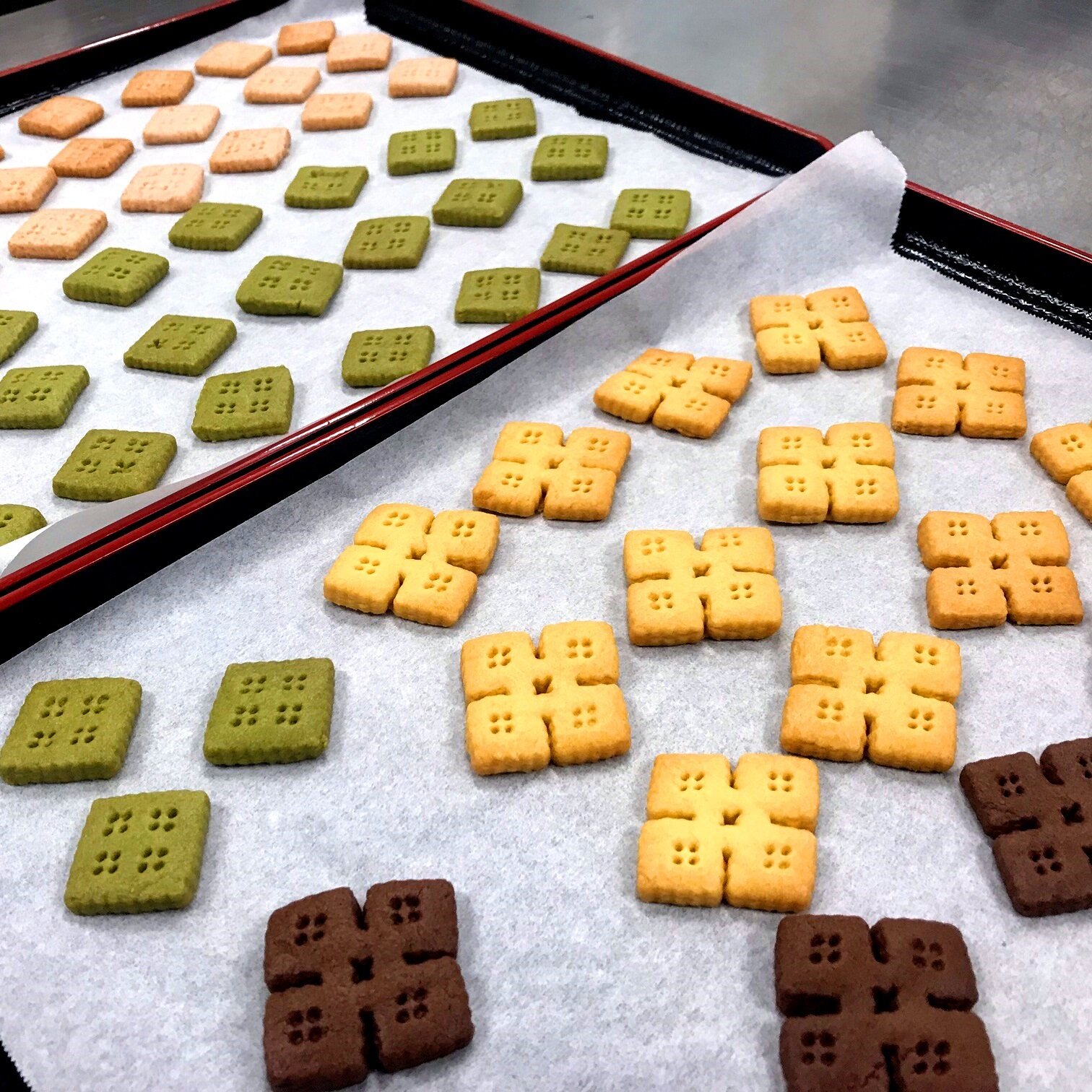 【こぎん柄クッキー焼いてみました】