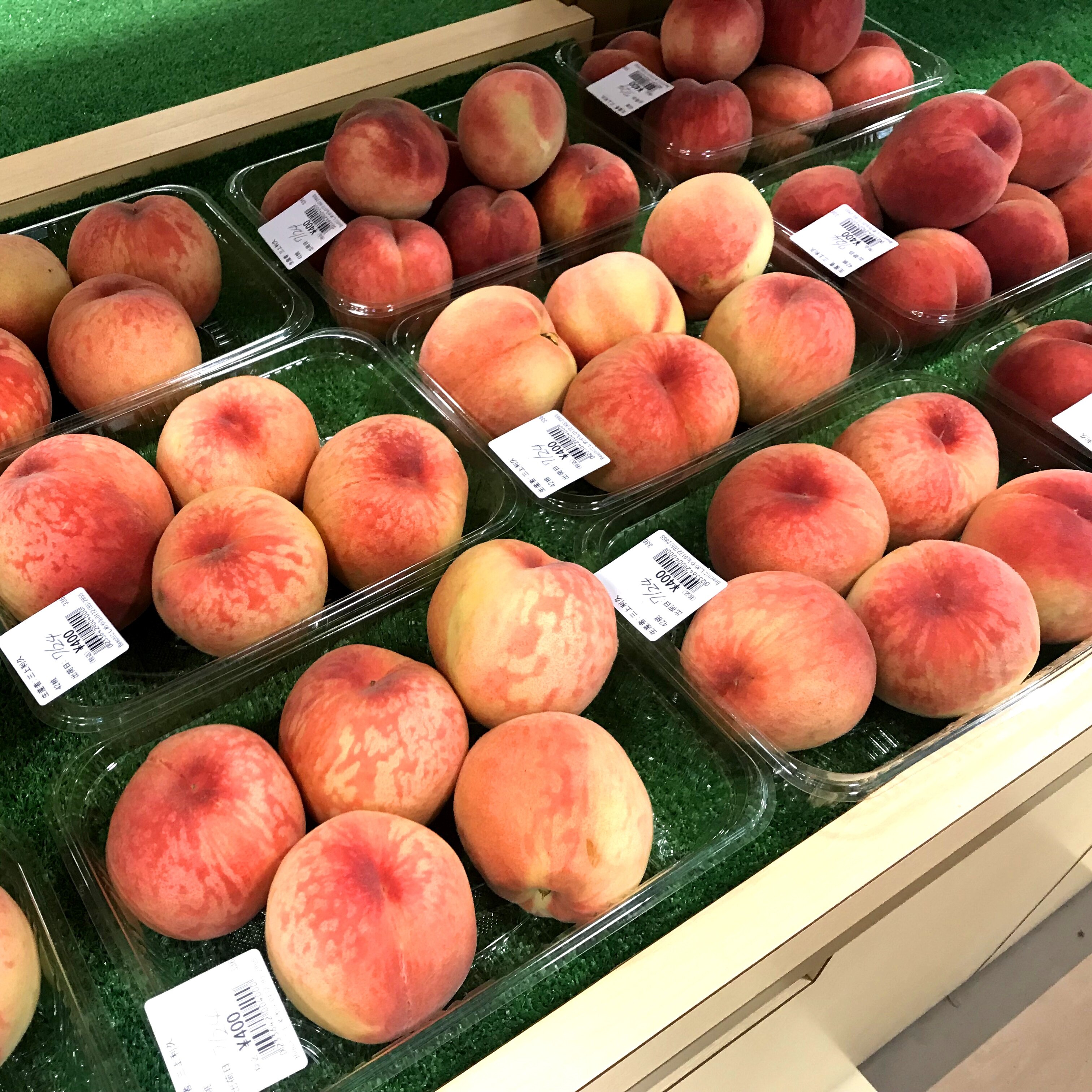 ~道の駅津軽白神・桃、スイカ、メロン入荷~